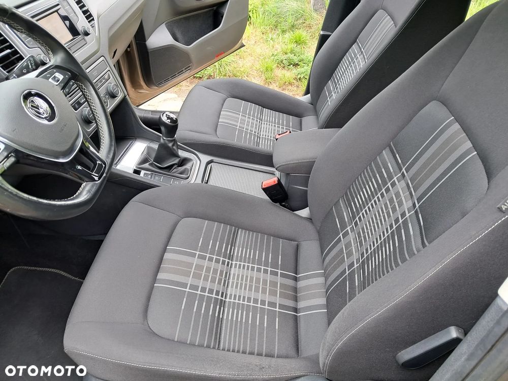 Volkswagen Golf Sportsvan - 20