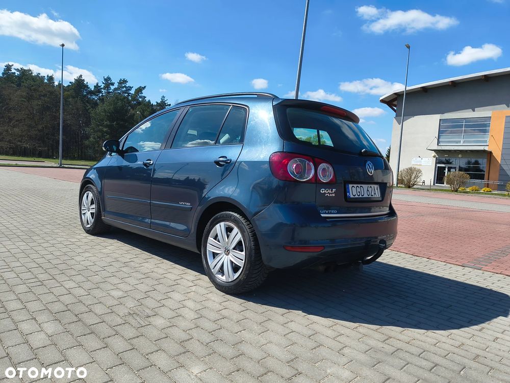 Volkswagen Golf Plus 2.0 TDI DPF Comfortline - 11