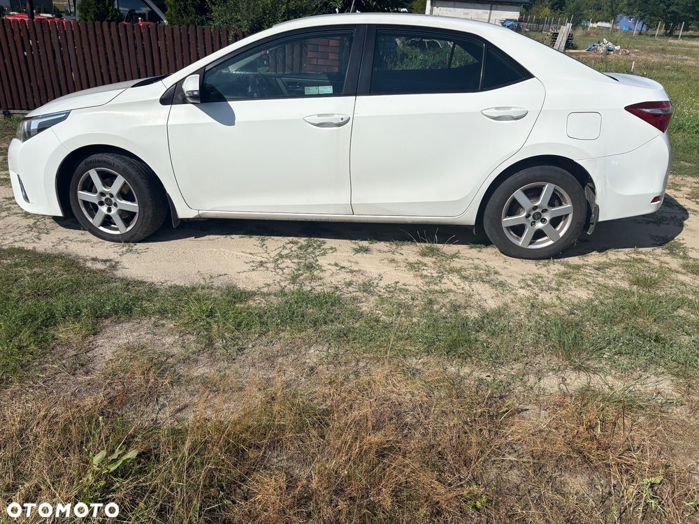 Toyota Corolla 1.4 D-4D Premium - 1