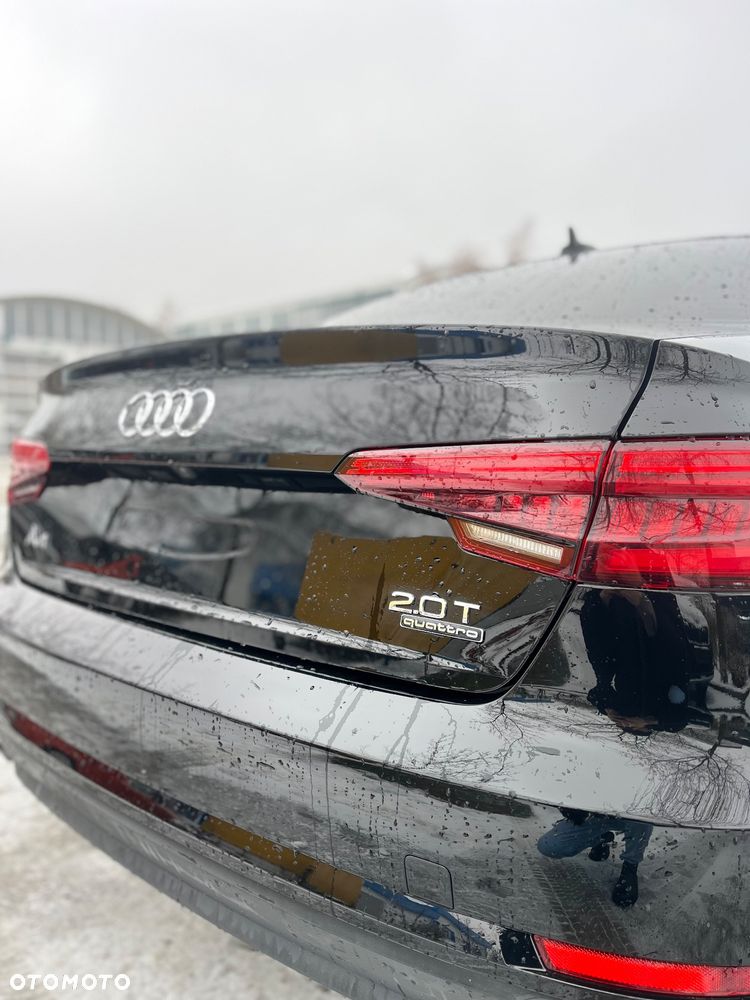 Audi A4 Limousine 2.0 TFSI Quattro S tronic - 17