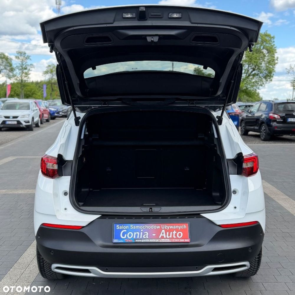Opel Grandland X - 12