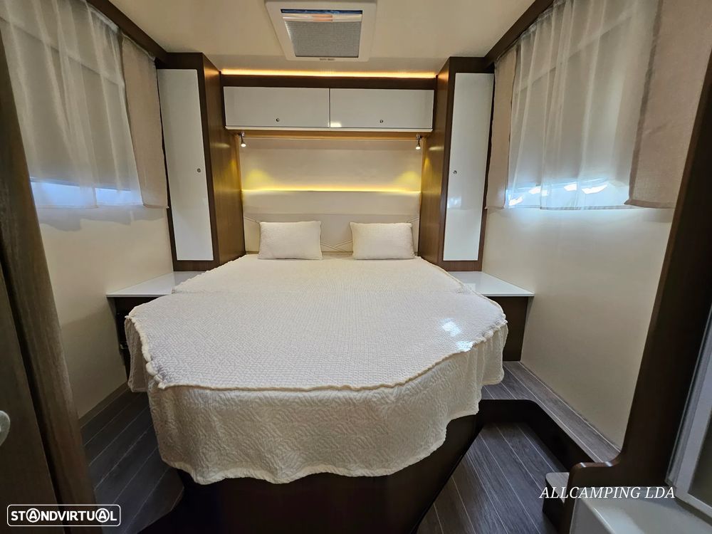 CI International Manoa CAMA CENTRAL + BASCULANTE 5 LUGARES - 31