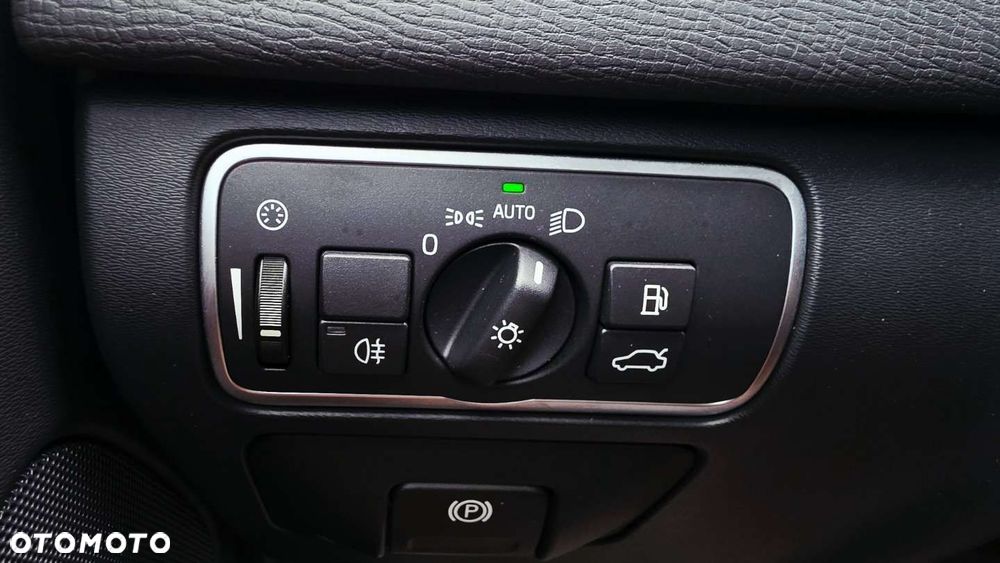 Volvo XC 60 D3 Geartronic Summum - 15