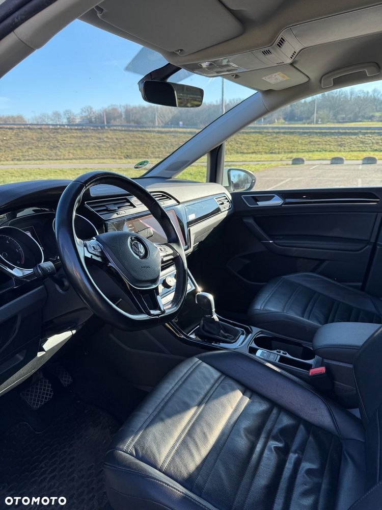 Volkswagen Touran 2.0 TDI BMT Special Edition DSG - 36