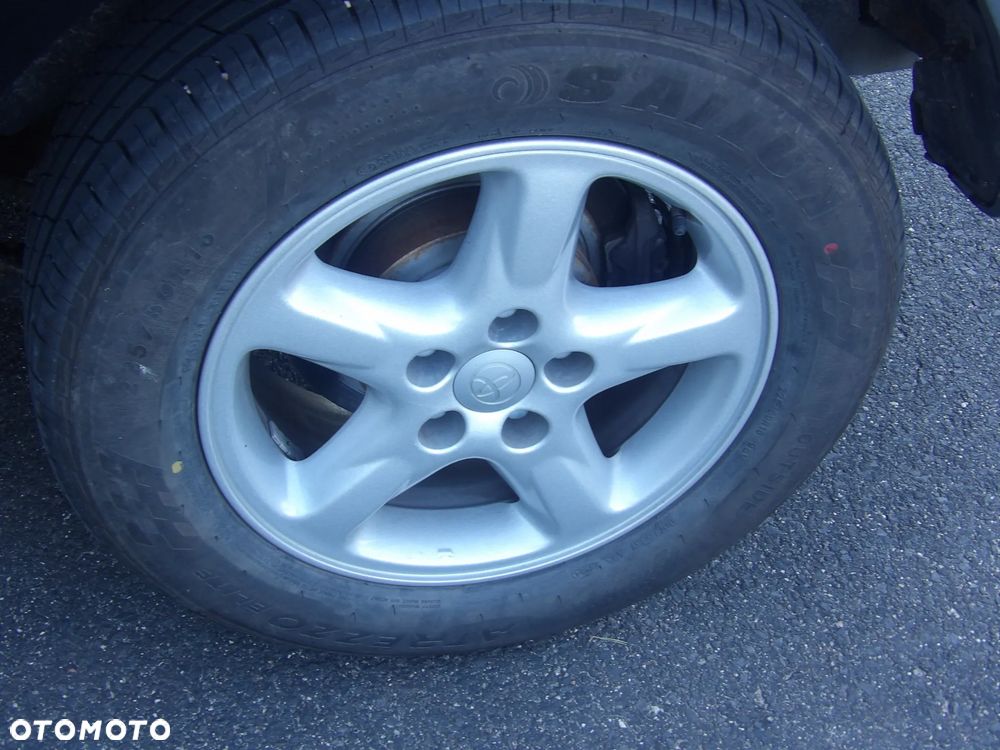 Toyota RAV4 - 7