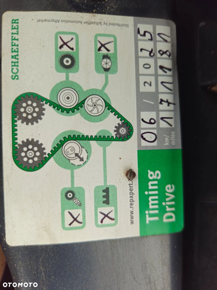 Volkswagen Tiguan 2.0 TDI SCR BlueMotion Technology Sport & Style - 17