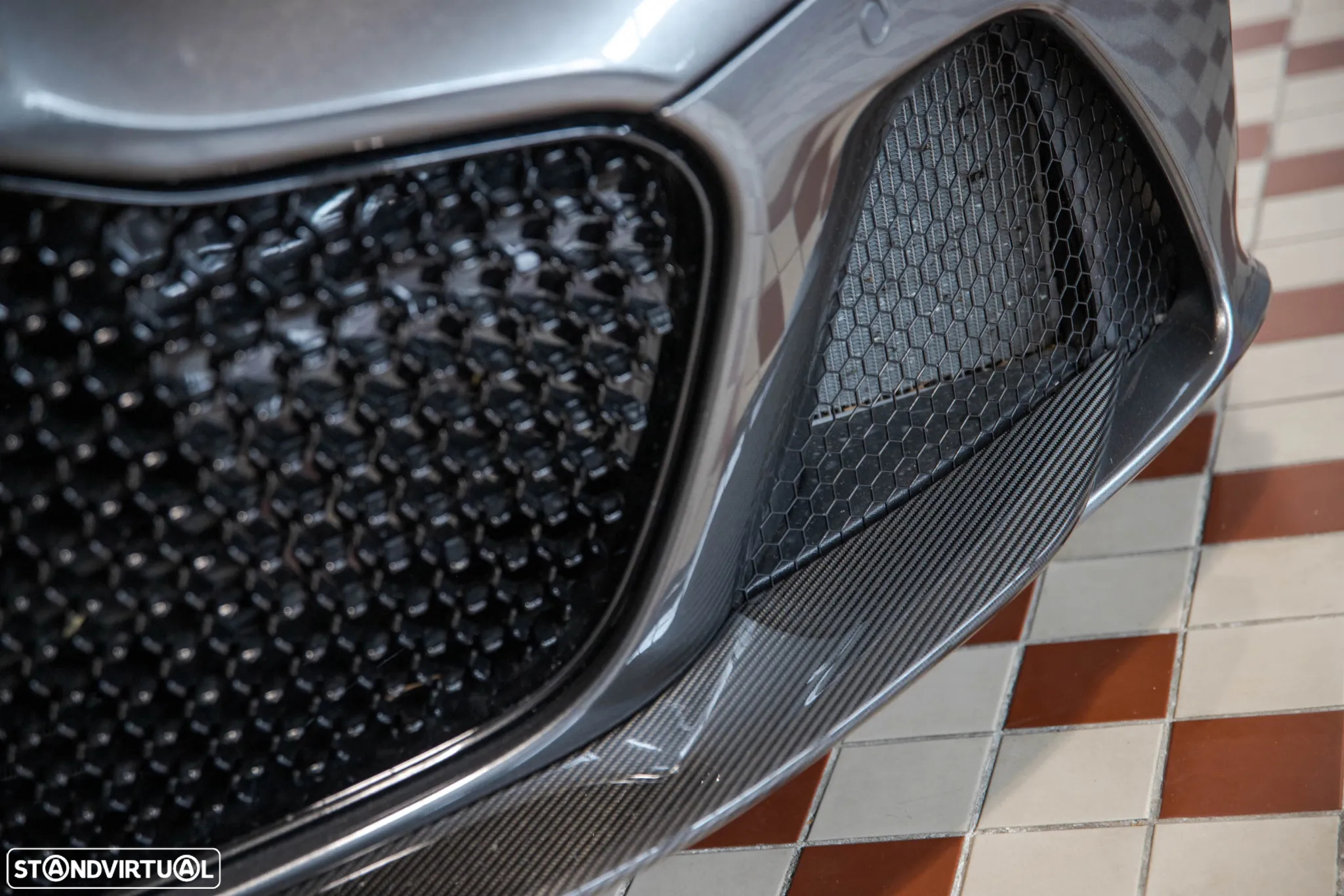 Aston Martin DBS Coupe Superleggera - 17