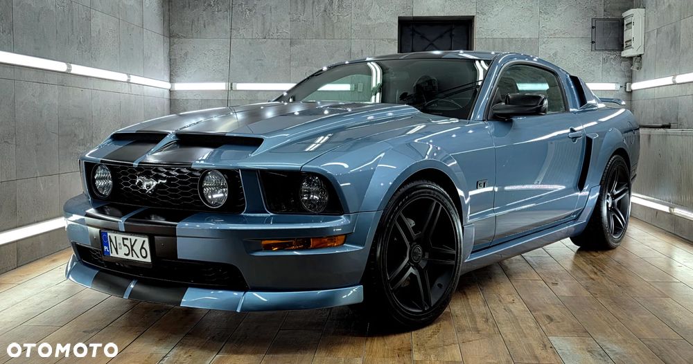 Ford Mustang - 3