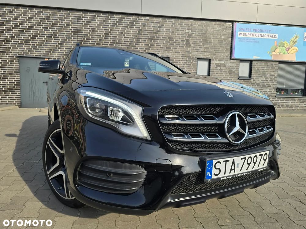 Mercedes-Benz GLA 200 7G-DCT AMG Line - 3