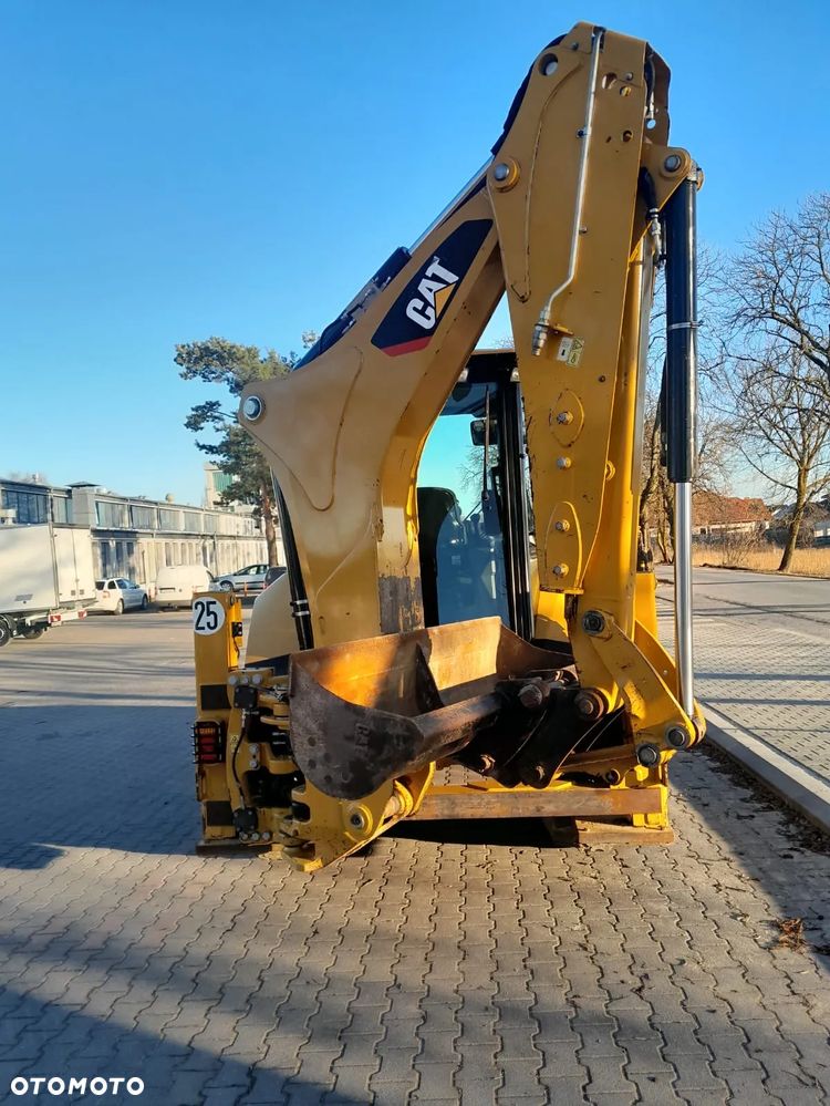 Caterpillar 432F2 - 6
