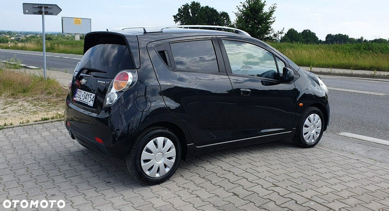 Chevrolet Spark - 4