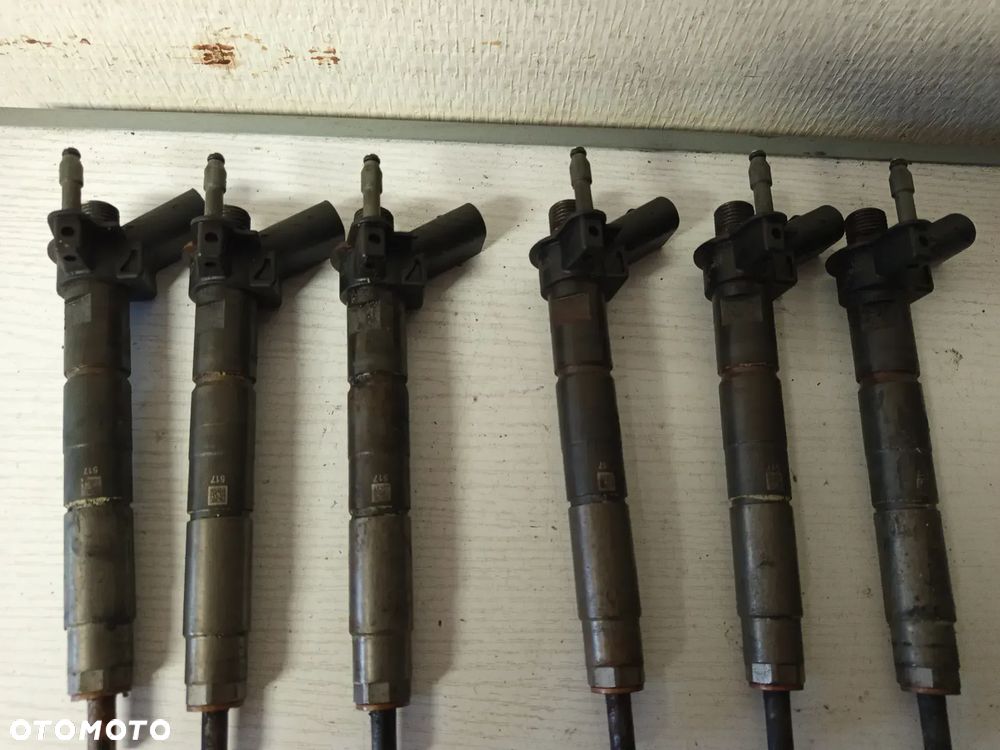 WTRYSK BMW 3.0 F00VP0B516 - 2