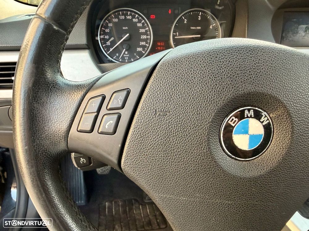 BMW 320 - 20