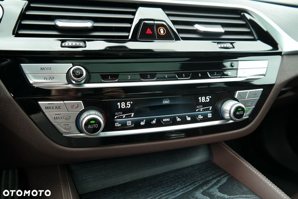 BMW Seria 5 - 26
