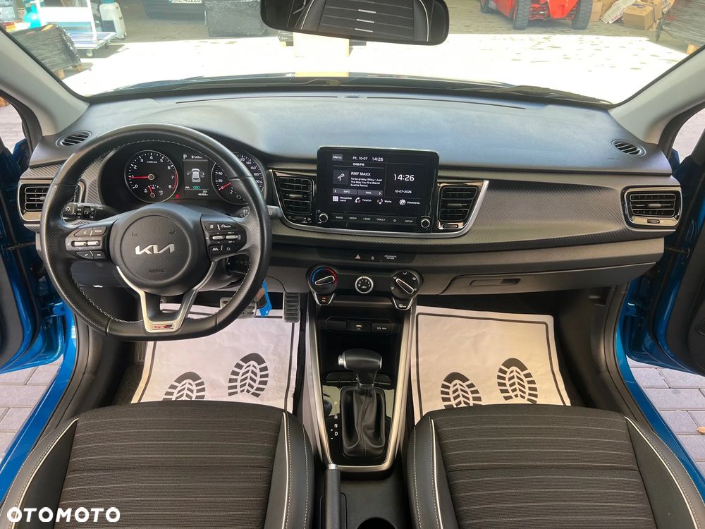 Kia Rio - 8