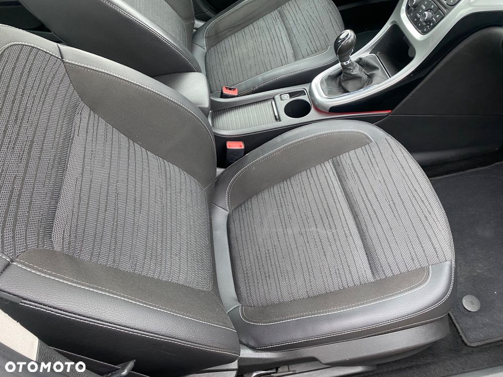 Opel Astra 1.4 Turbo ENERGY - 10