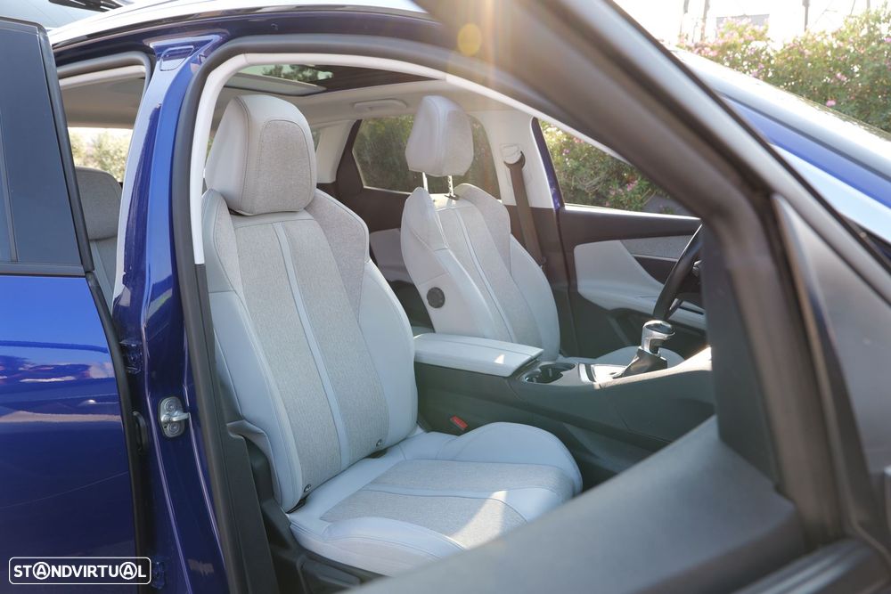 Peugeot 3008 BlueHDi 130 Stop & Start EAT8 Allure - 23
