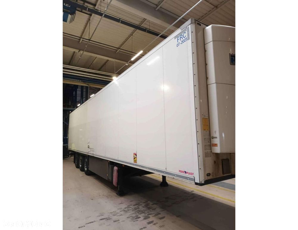 Schmitz Cargobull SKO FP 45 ThermoKing SLXi 300 - 3