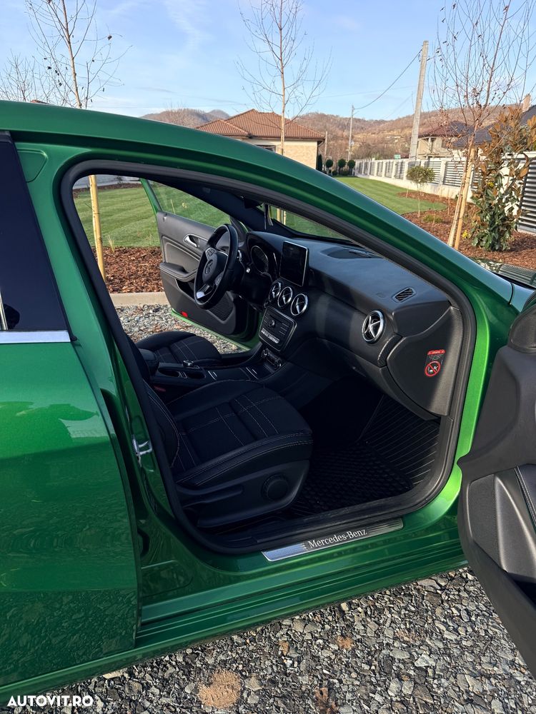 Mercedes-Benz A - 17