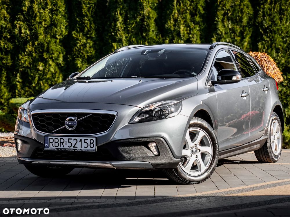 Volvo V40 Cross Country D2 Momentum - 3