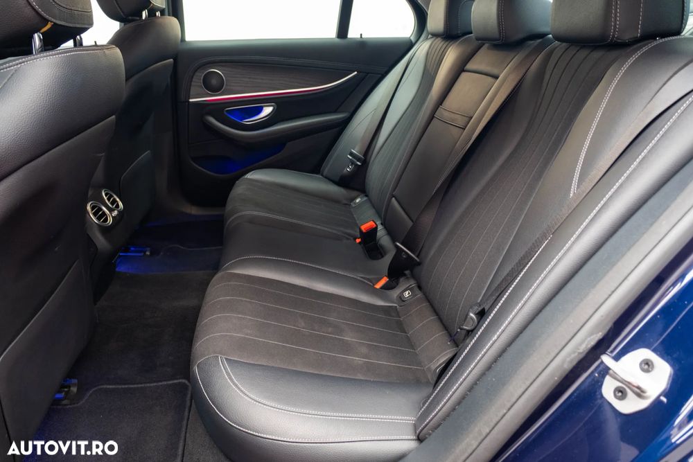 Mercedes-Benz E - 21