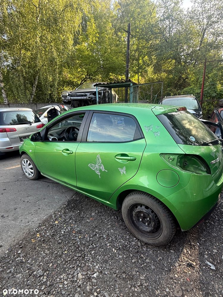 Mazda 2 DEMIO De DH III na części - 2