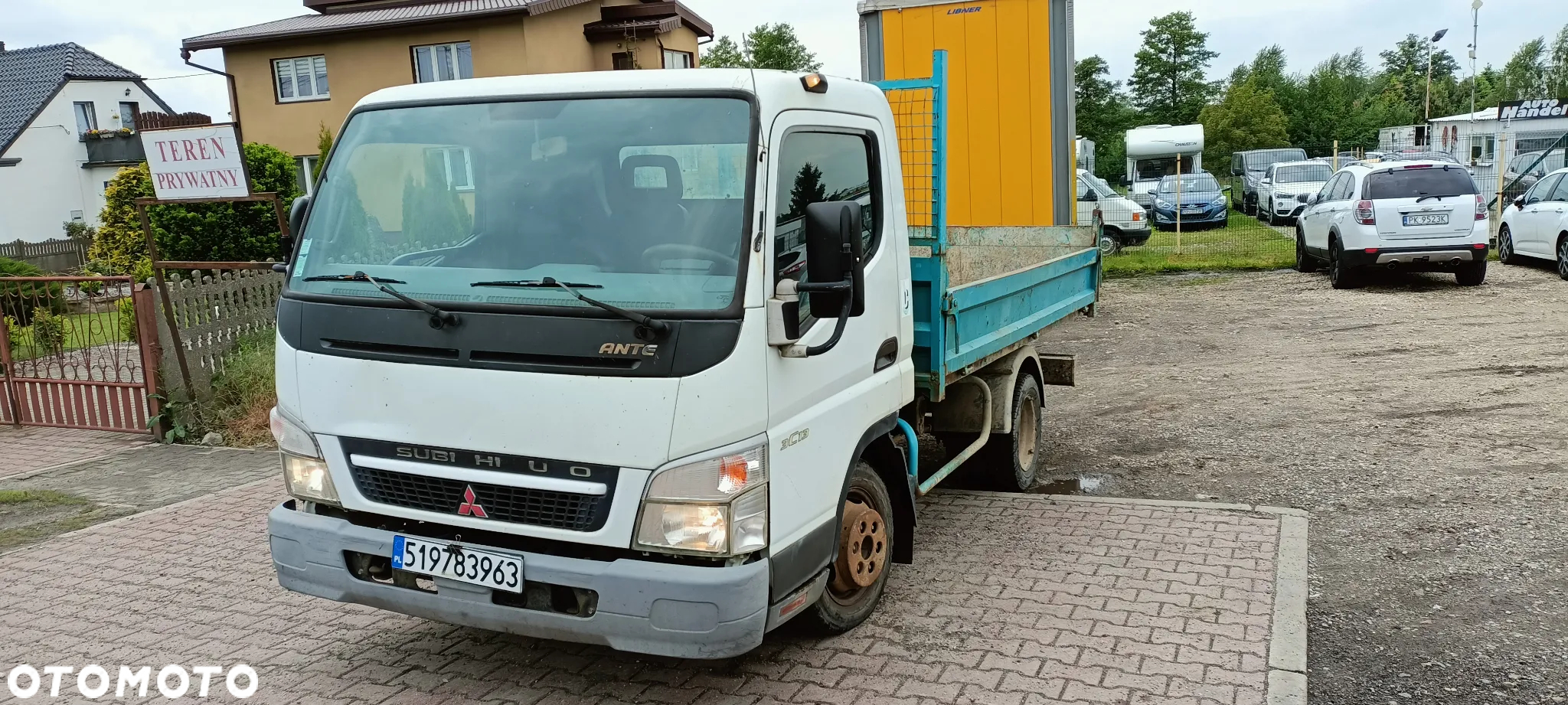 Mitsubishi Fuso CANTER - 2