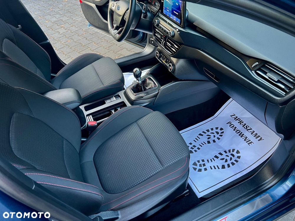 Ford Focus 1.5 EcoBlue Start-Stopp-System ST-LINE STYLE - 22