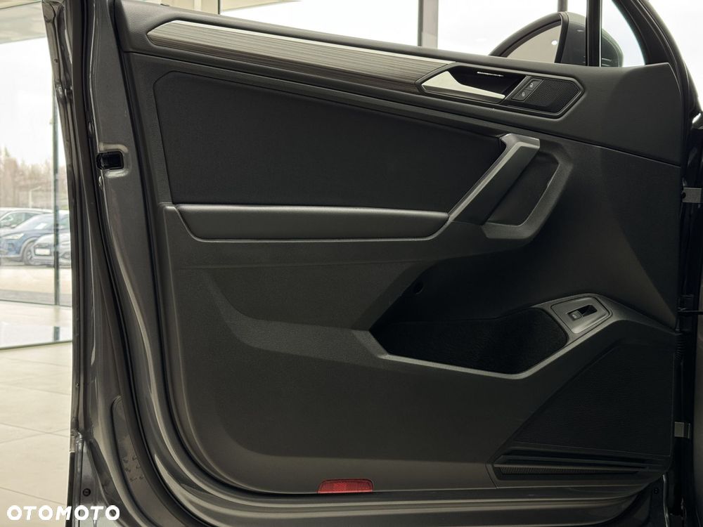 Volkswagen Tiguan Allspace - 12