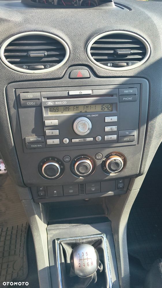 Ford Focus - 13