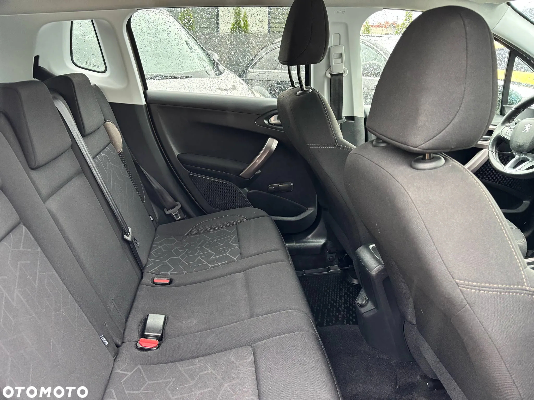 Peugeot 2008 1.6 BlueHDi Style - 7