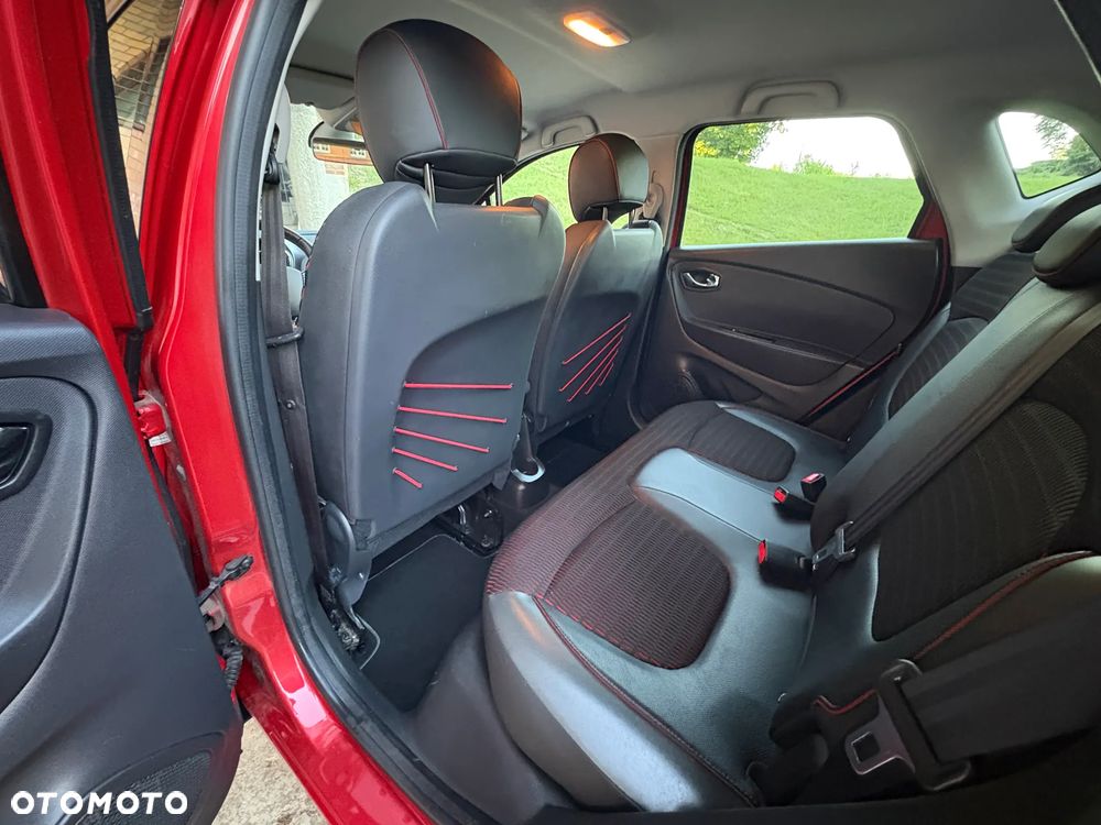 Renault Captur TCe 120 EDC Helly Hansen - 17