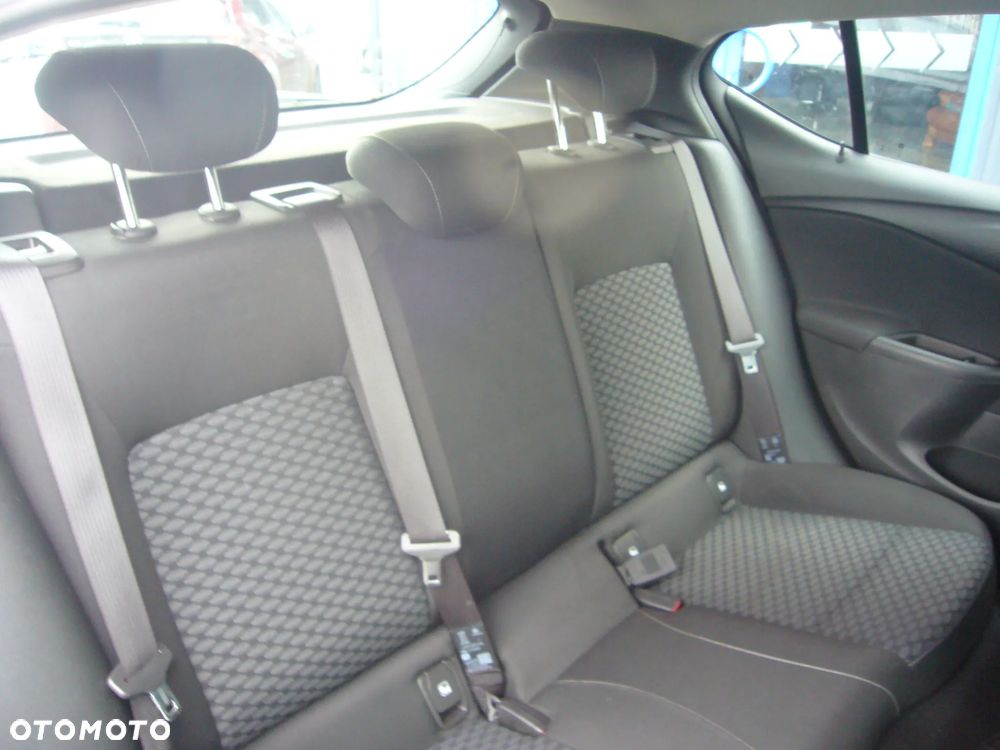 Opel Astra 1.4 T Elite - 17