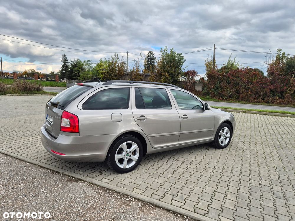 Skoda Octavia 1.4 TSI Family DSG - 4