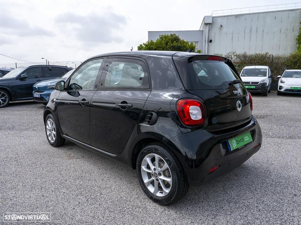 Smart ForFour EQ - 10