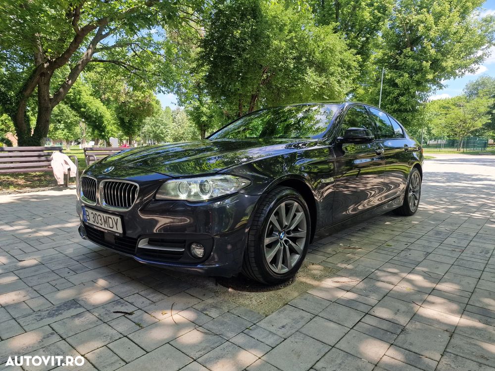 BMW Seria 5 520d Aut. Luxury Line - 23