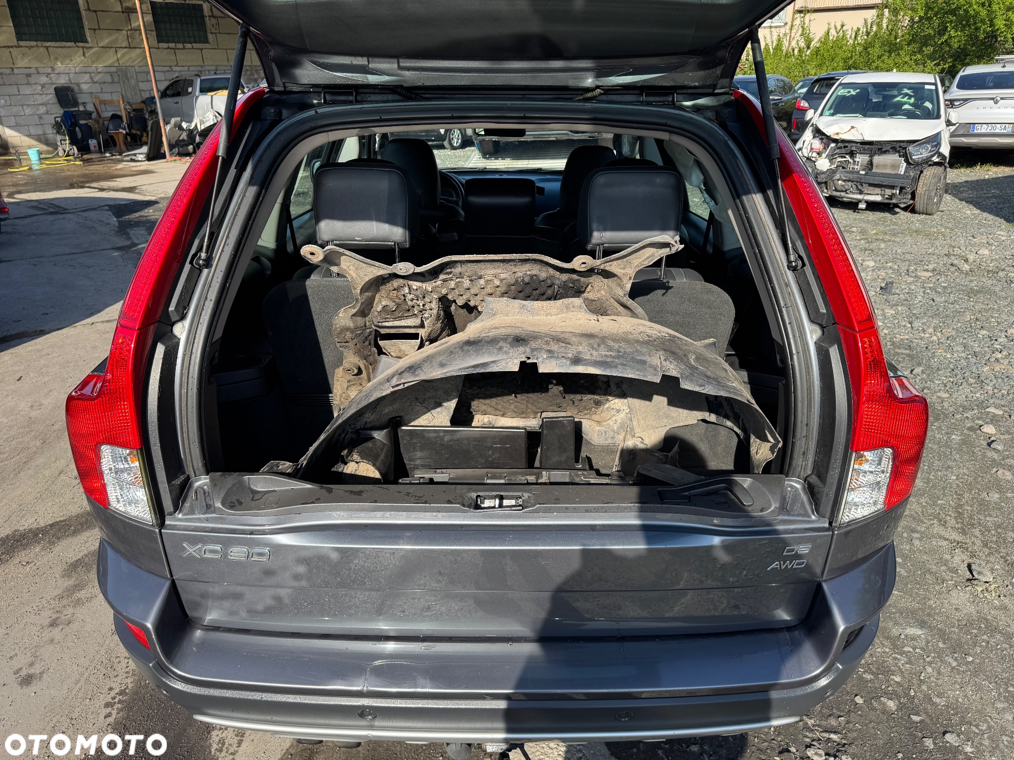 Volvo XC 90 D5 Momentum - 26