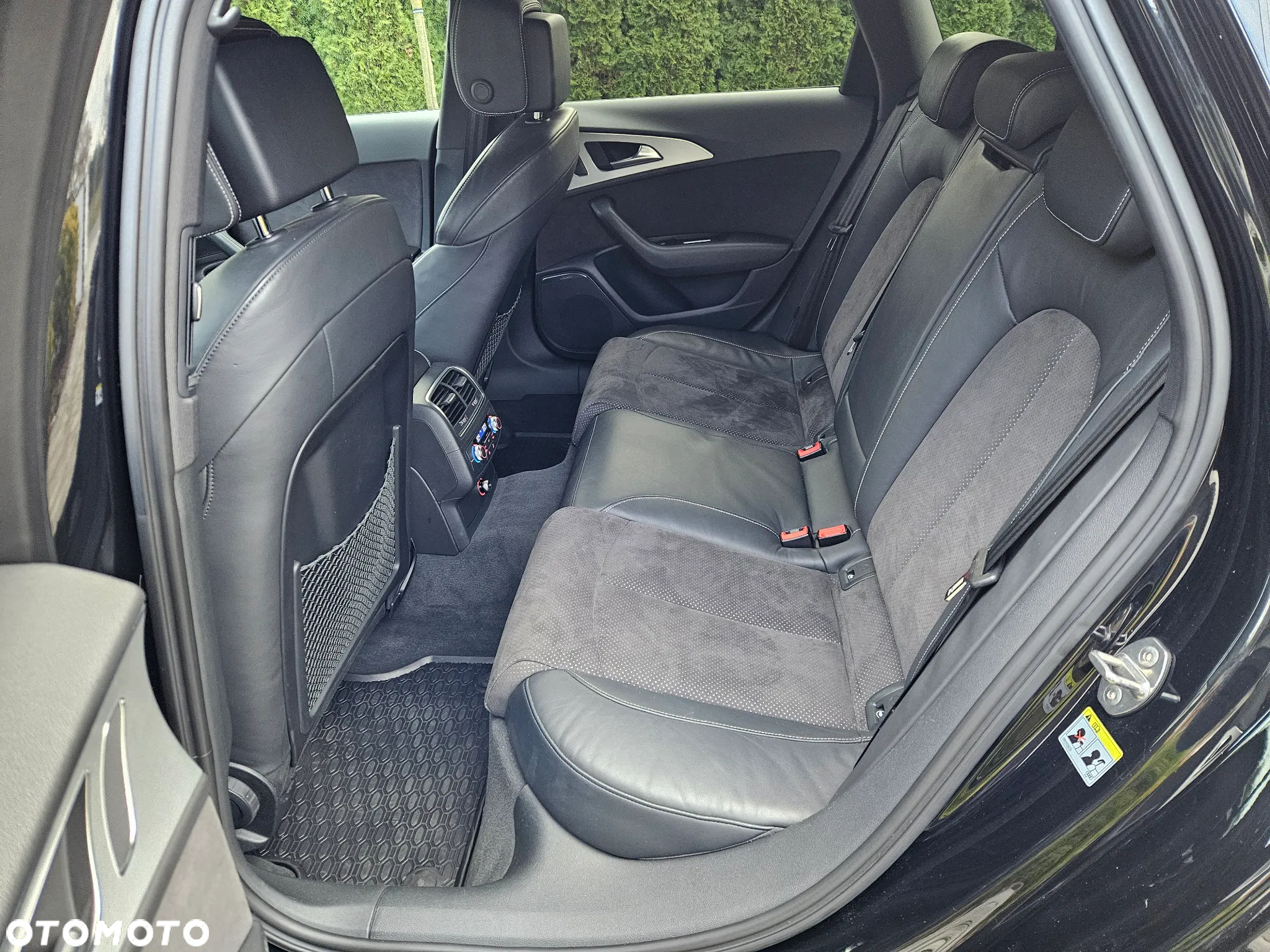 Audi A6 Avant 3.0 TDI quattro S tronic - 24