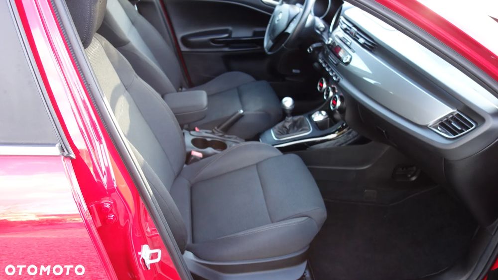 Alfa Romeo Giulietta 1.4 TB 16V Veloce - 33