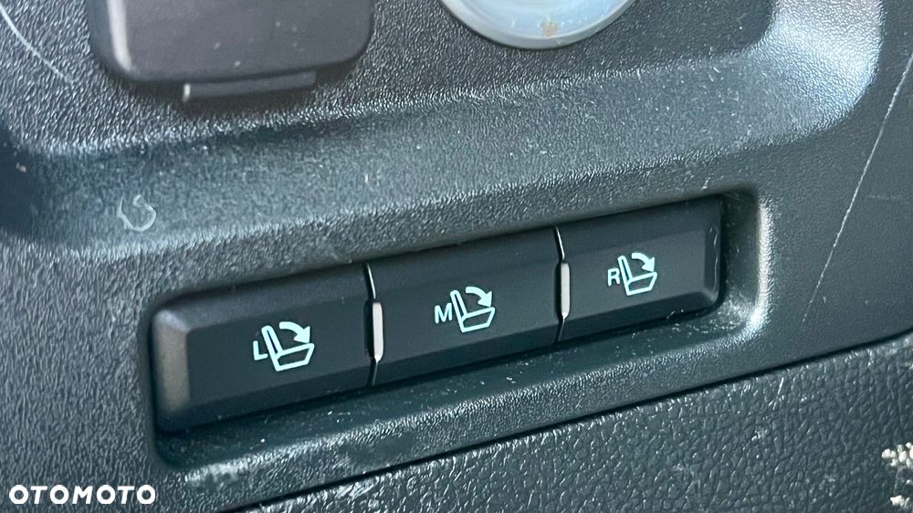 Ford S-Max 2.0 EcoBlue Titanium - 23