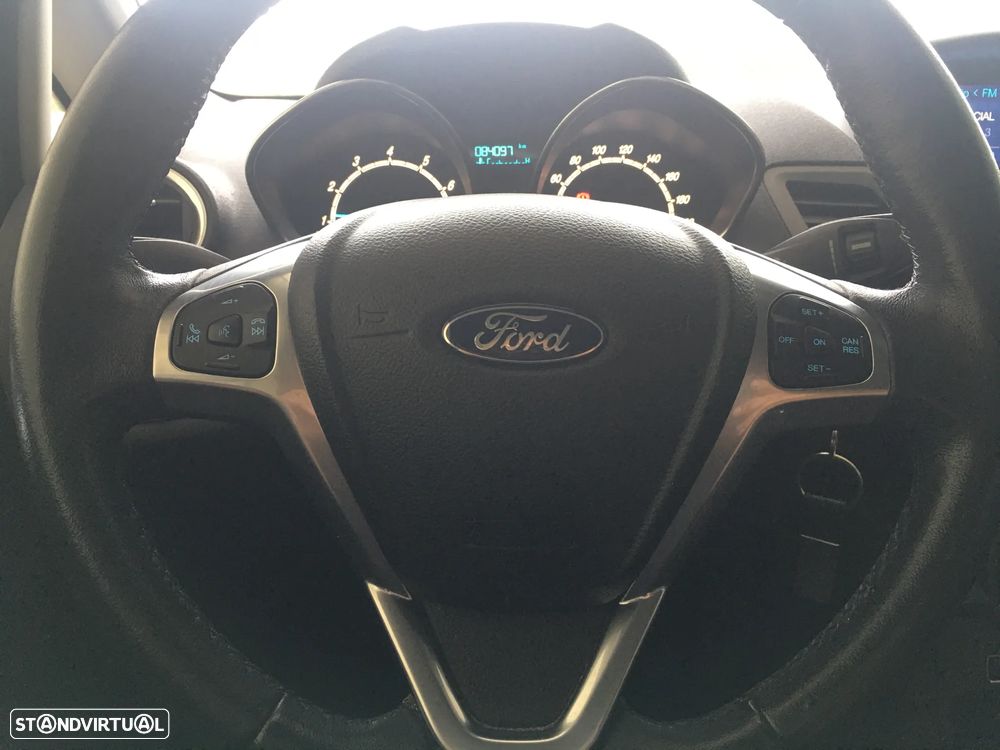 Ford Fiesta 1.0 Celebration - 7