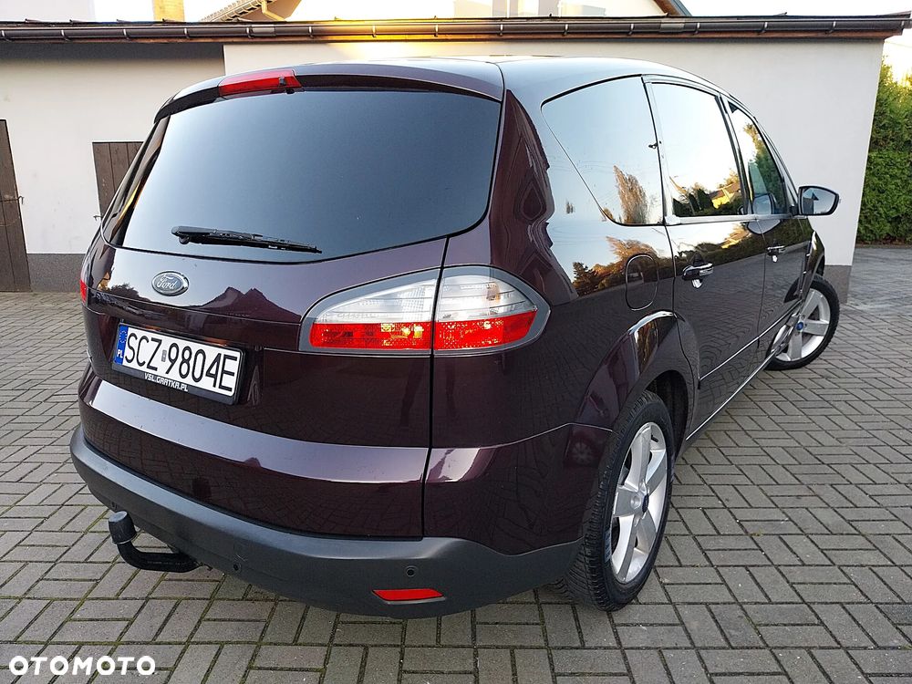 Ford S-Max 2.0 Titanium - 32
