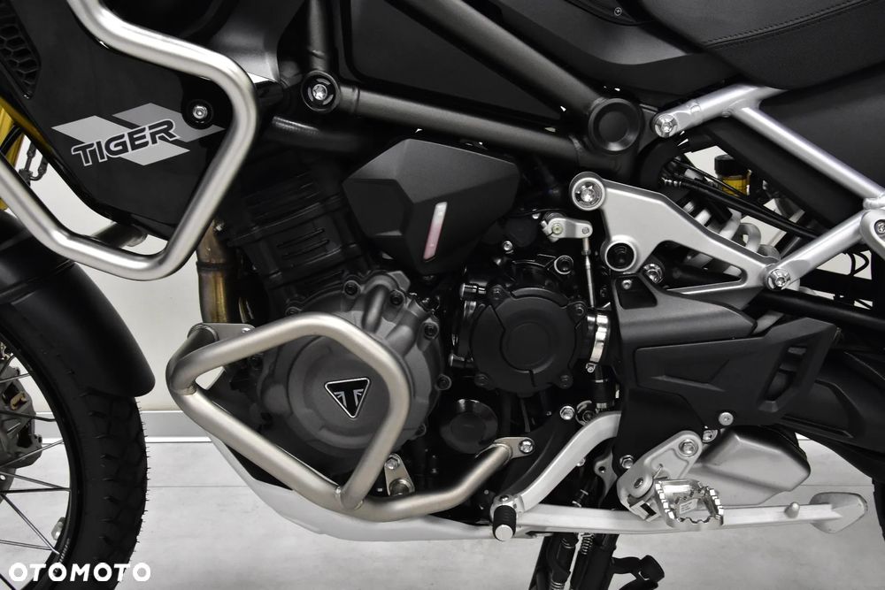 Triumph Tiger - 24