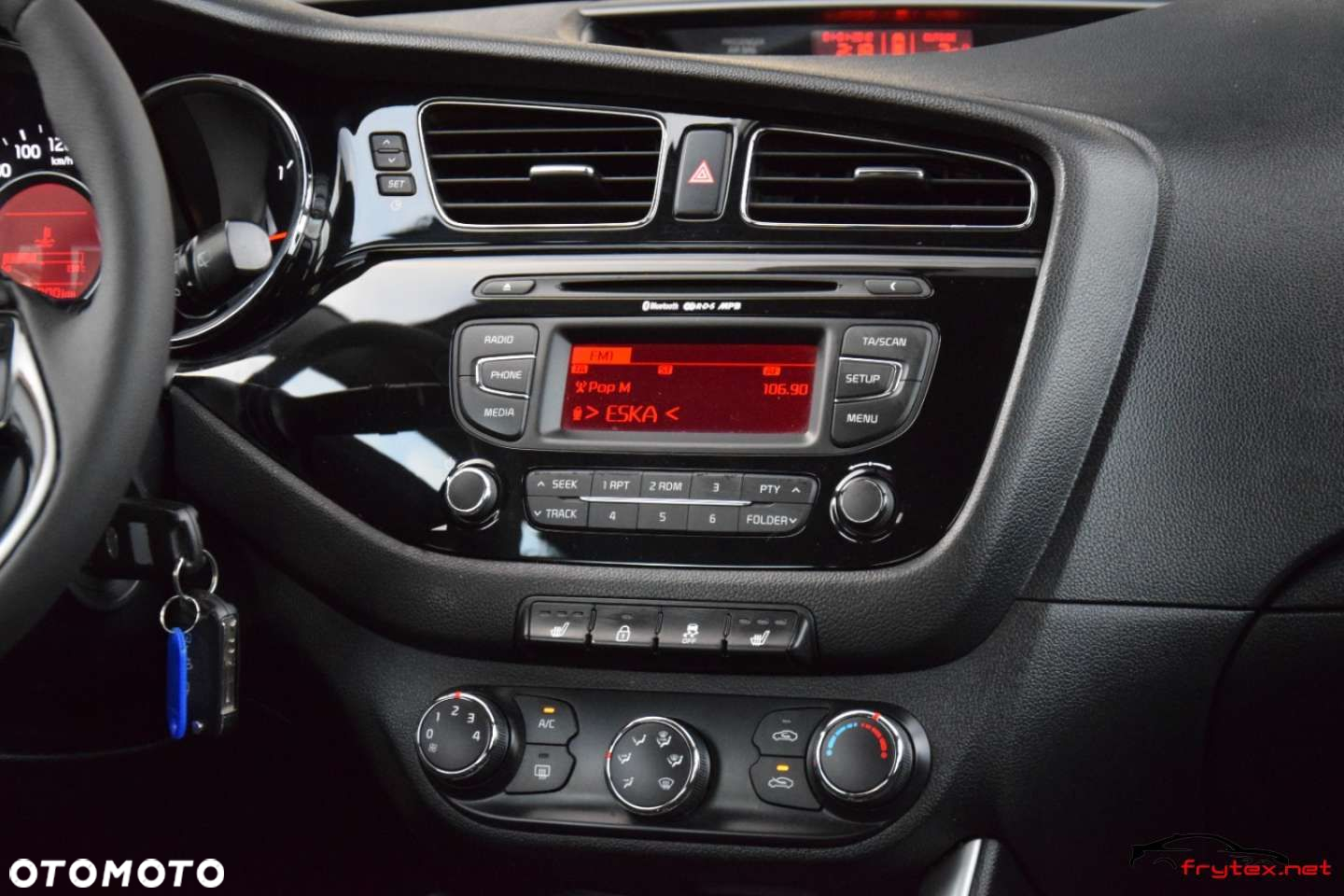 Kia Ceed - 27