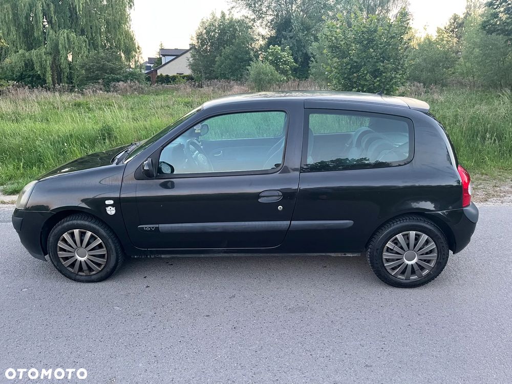 Renault Clio 2003 photo 3