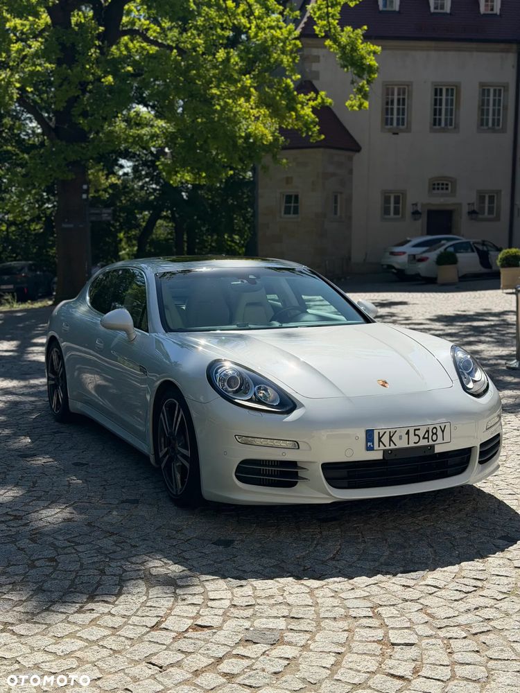 Porsche Panamera 4S - 1