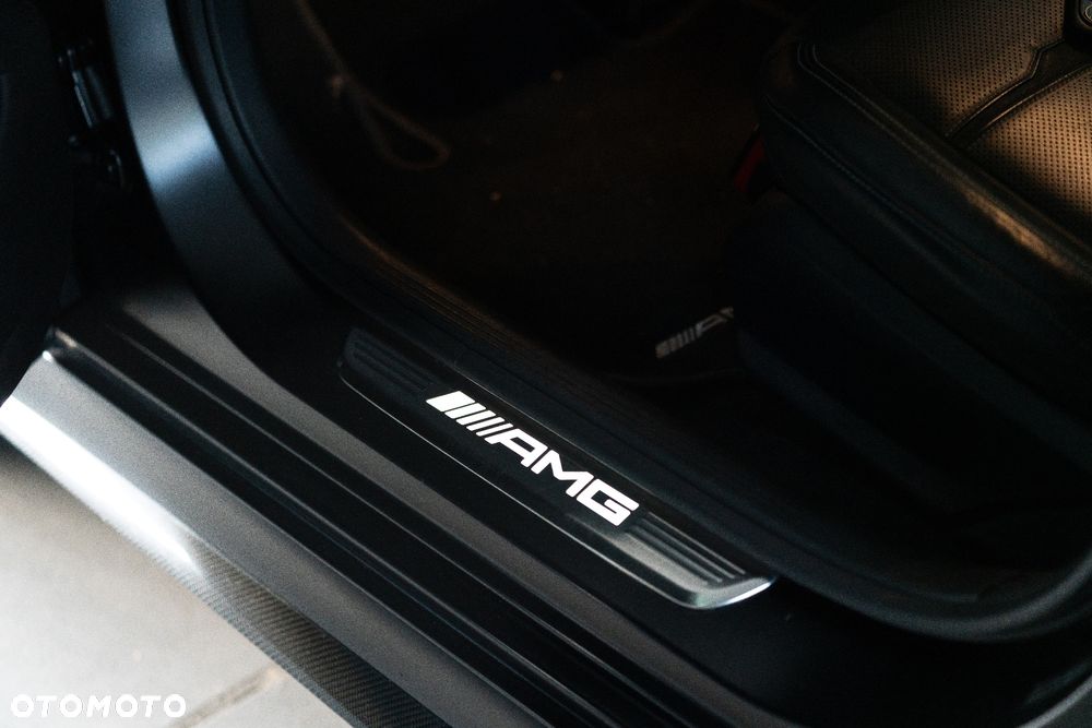 Mercedes-Benz AMG GT 63 S 4-Matic+ - 23