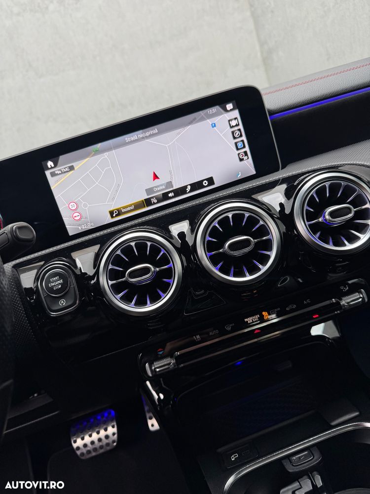 Mercedes-Benz CLA - 34