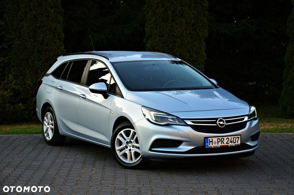 Opel Astra 1.6 CDTI Sports Tourer Active - 1