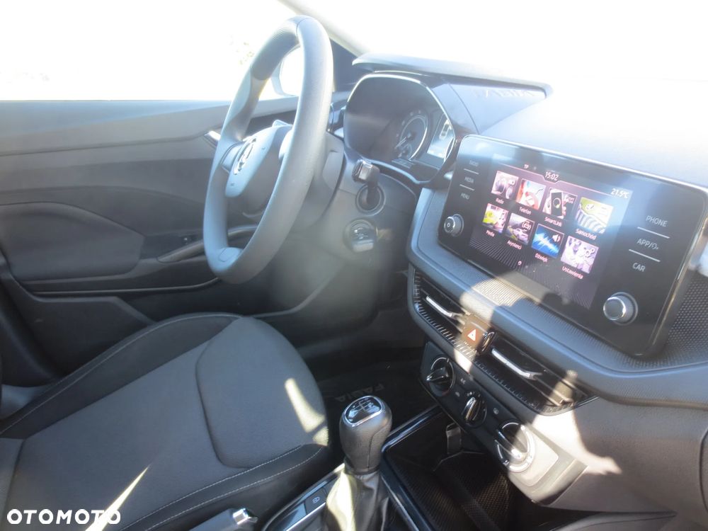 Skoda Fabia - 10